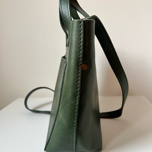 Portland Leather Green Crossbody Tote Bag - Picture 4 of 6